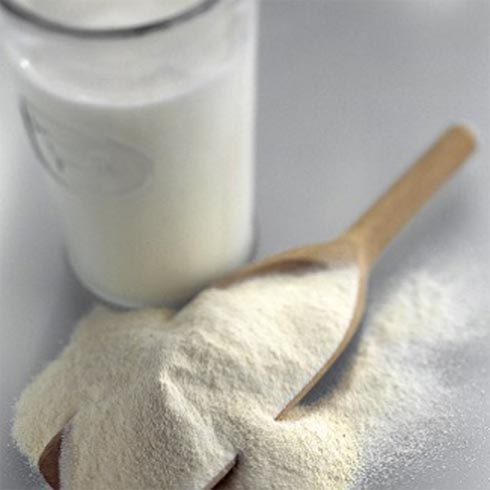 Сухое молоко для отбеливания зубов