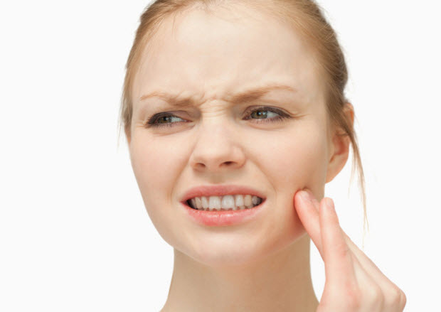 Боли в области челюсти