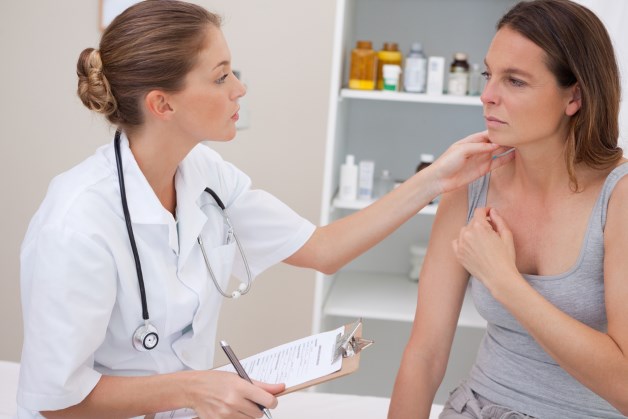 под наблюдением врача