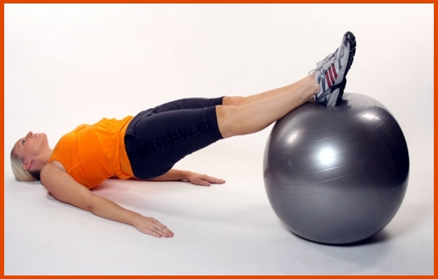 упражнения на фитболе